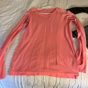 Coral lululemon long sleeve swiftly